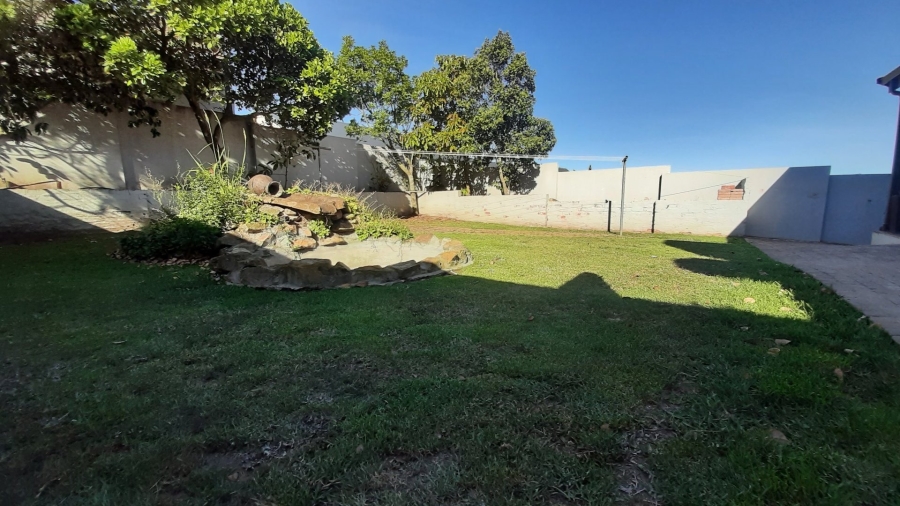 To Let 3 Bedroom Property for Rent in Blue Mountain Village Western Cape